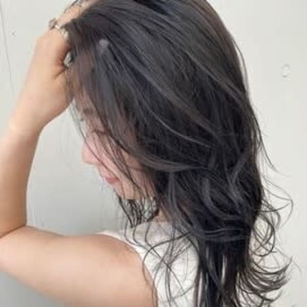 うるツヤになれる厳選トリートメントが自慢|SiLO 大名2号店