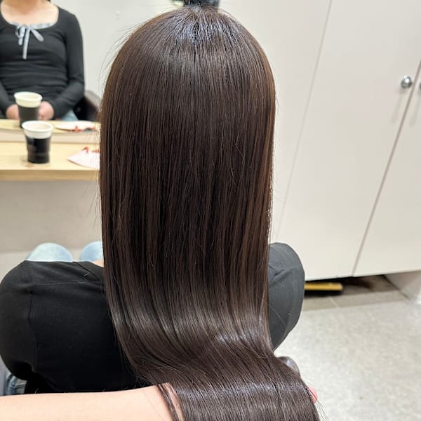 髪質改善でまとまりやすく◎クセやうねりが気になる方には縮毛矯正がおすすめです♪|juhl.横浜【ユウル】