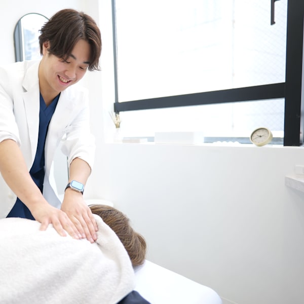 仙台で首こり改善なら整体LIGHTへ|【肩こり/頭痛専門】整体LIGHT 仙台ハピナ名掛丁店