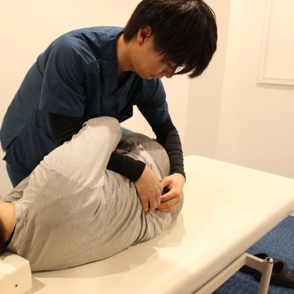 妊娠中のつらい腰痛に◎ やさしい全身矯正で根本からケアし、快適な毎日へサポート♪|ミライズ整体院 三宮本院