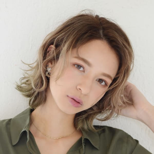 トリートメント配合で化粧品指定のパーマ剤を使うからダメージレスで、さらにタイムレス。|HAIR&MAKE EARTH 溝の口店