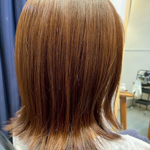 《髪質改善カラーでダメージレスに髪色を楽しむ♪》髪をケアしながらのカラーリングで艶感に違い◎|Interlude.