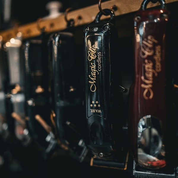 平日は22時まで営業◎仕事終わりにも通える♪ビジネスパーソンにオススメ◎|THE BARBER LUI'S