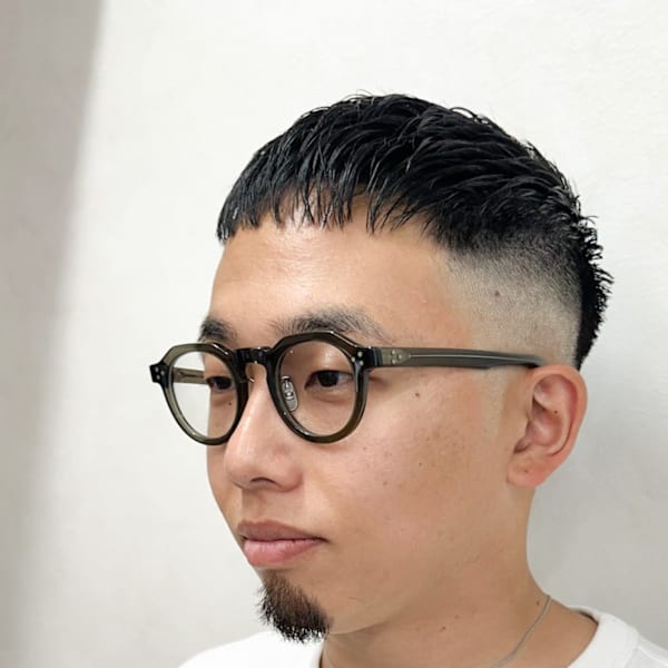 ¥3,850で叶える本格派！骨格補正カットで、朝5分でキマる好印象スタイルへ。|egerie