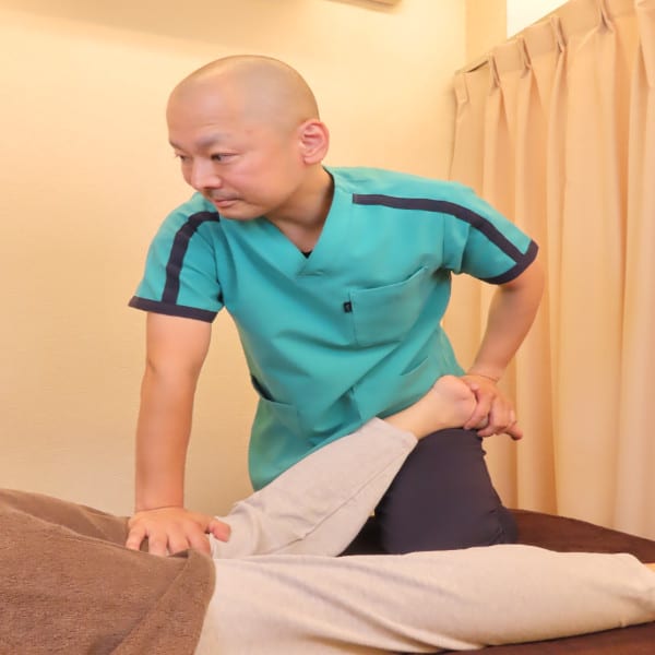 マラソン選手にも信頼された施術！むくみ足・重だる足を改善で下半身スッキリ！|ほぐし家 小岩