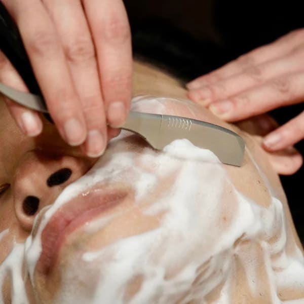 ひげ・眉などの身だしなみもお任せサロン|ヒロ銀座 バーバーショップ 札幌本店【HIRO GINZA BARBER SHOP】