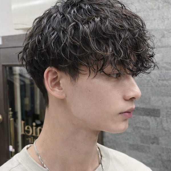 【強すぎない色気ソフトツイストスパイラルパーマ】¥9,900〜|miel hair新宿 ケアブリーチ 髪質改善 スパ