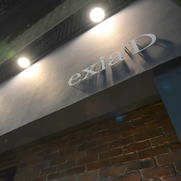 仕事帰り・早朝OKのサロン|メンズサロン エクシア～brat～