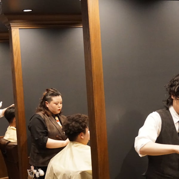初めてでも安心のメンズサロン|銀座shino 本店 【メンズ理容室・barber】