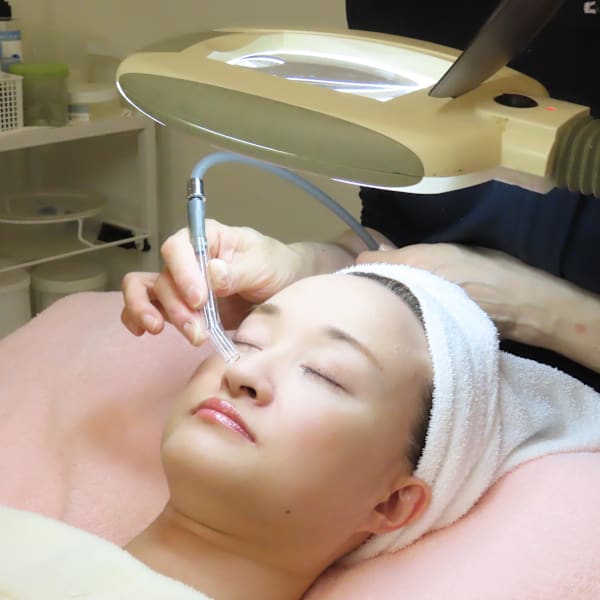 毛穴が気になる!そんな方におすすめ!|Salon.du.RAN