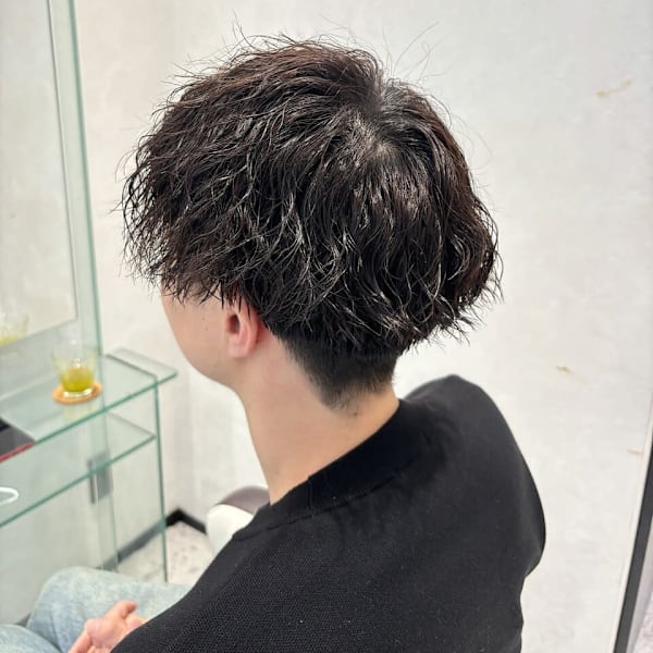 メンズパーマが人気◎トレンドのニュアンスパーマや波巻きパーマはお任せ！栄美容室|LOUIMADNA栄