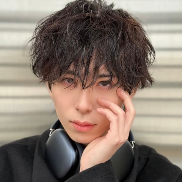 韓国風メンズパーマが人気｜朝セットが楽に|Men’s salon Zina 天神 ［メンズカット/眉毛/韓国/パーマ］【メンズサロンジーナ】