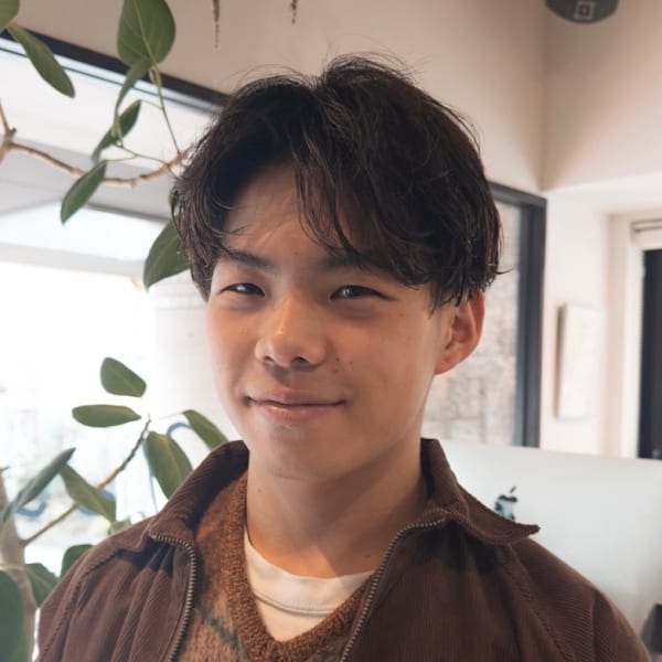 無造作パーマでビジネスマンにもおすすめ♪直毛でお悩みの方はこちら！|FIG Hair Design