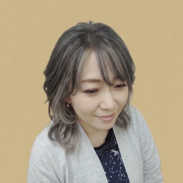 【脱・白髪染め】こめかみや前髪付近に多い白髪にオススメ☆|hair studio Romeo