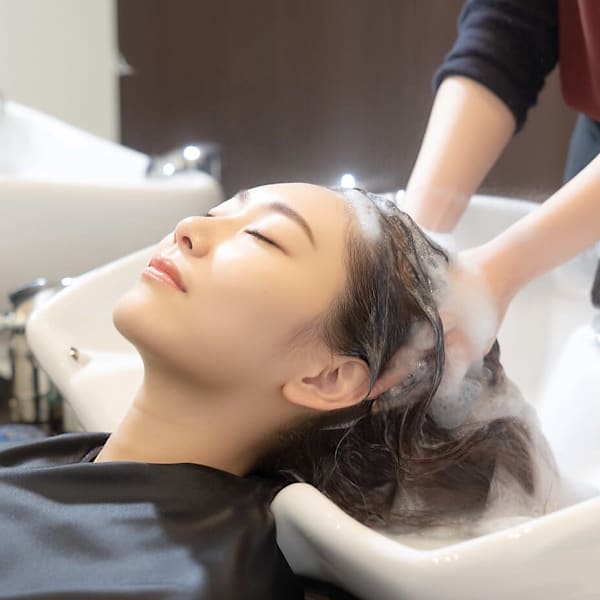 《大人女性のための至福のひと時》日々の疲れを特別なヘッドスパでリセット。個室有/ゆったり極上空間|tocca hair&treatment　三ノ宮店