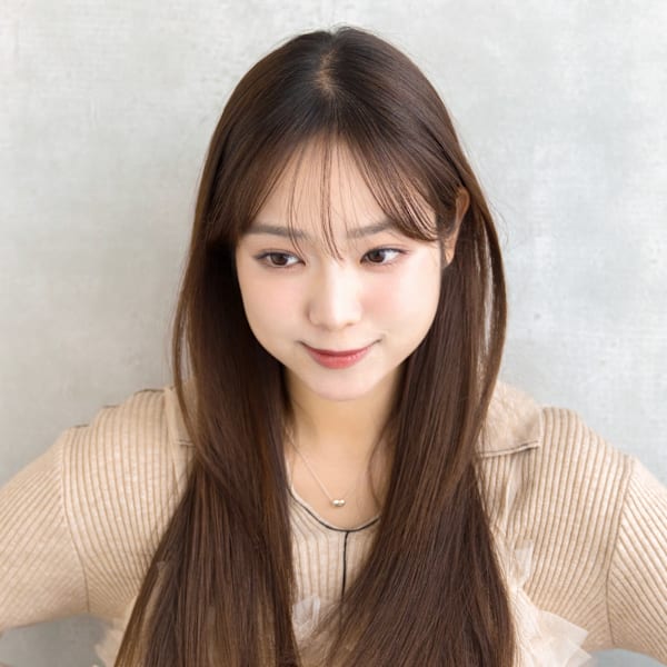 【圧倒的ツヤ】柔らかい質感で素直にまとまる髪へ導く《クオライン縮毛矯正》は業界注目の技術|tocca hair&treatment　三ノ宮店