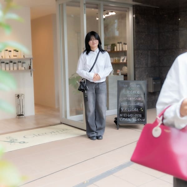 STEP2 上品で心地よいお出迎え。はじめての方もリラックスしてご来店を。|Cleome パーソナルカラー&骨格診断 田町店