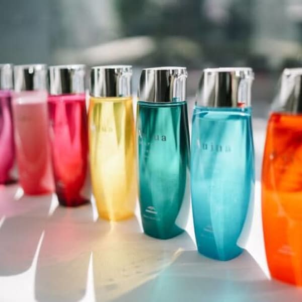 《Aujua》一人ひとりの髪に寄り添う、Aujuaのヘアケア。|tocca hair&treatment 津田沼駅前店