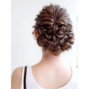 ヘアセット 3000 長時間崩れない 痛くならないクイントのヘアセット 旬な ゆる可愛い アレンジ Quint Neolive ネオリーブ 自由ヶ丘 クイントネオリーブ のこだわり特集 美容院 美容室を予約するなら楽天ビューティ