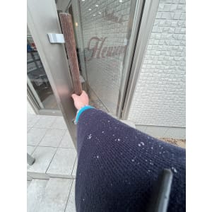 毛量の多い方 髪が太い方におすすめのショートボブスタイル Salon De Heureux サロンドウルー のヘアスタイル 美容院 美容室を予約するなら楽天ビューティ
