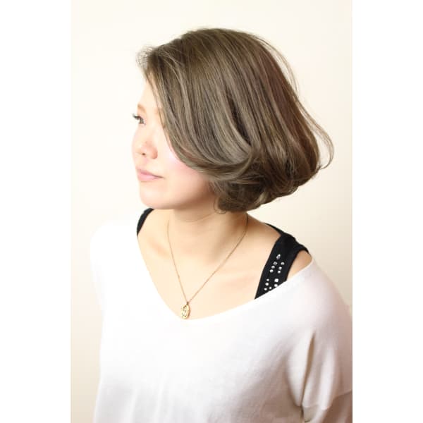 【人気No.1メニュー】艶カラー+似合せカット+頭皮マッサージ　￥9900