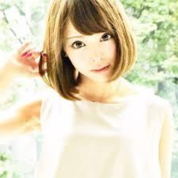 フォルムカット+アディクシー カラー+極上トリートメント+潤いスチーム