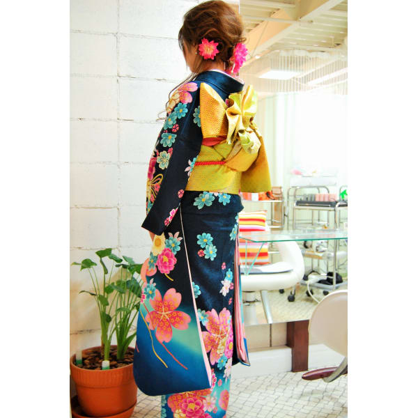 お祭りや花火大会☆周りに差をつけて★浴衣セット♪ 着付けとヘアセット込み☆