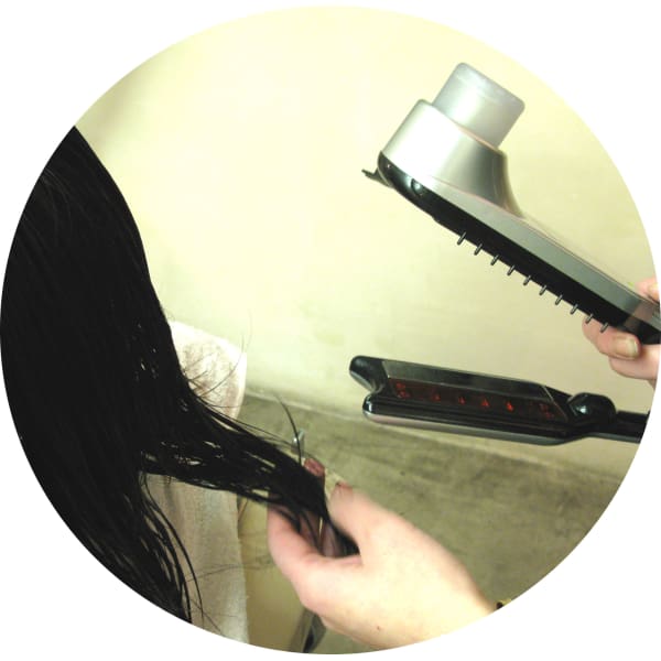 初めてご来店のお客様に限りCut perm又はcolorのかたにサイバープレトリートメントをサービス