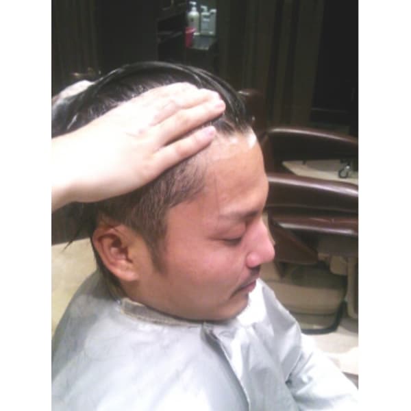 《男性専用》育毛コース【カット・シェービング・C・スキャルプSh・B込】￥6,300