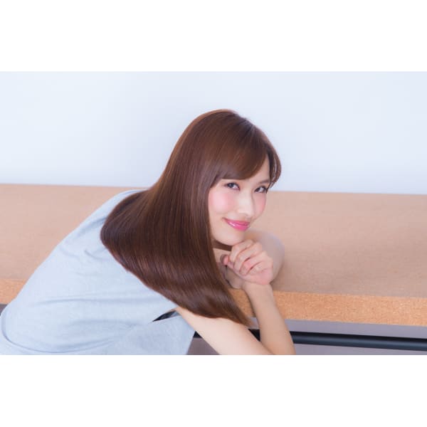 新規【乾燥髪対策☆人気の贅沢スパ付き】 ケラタイドTr + ヘッドスパ