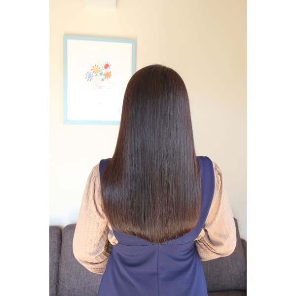 新規限定☆ワンランク上の『頭皮にやさしいヘアカラー』+カット ¥12,320→¥8,800~