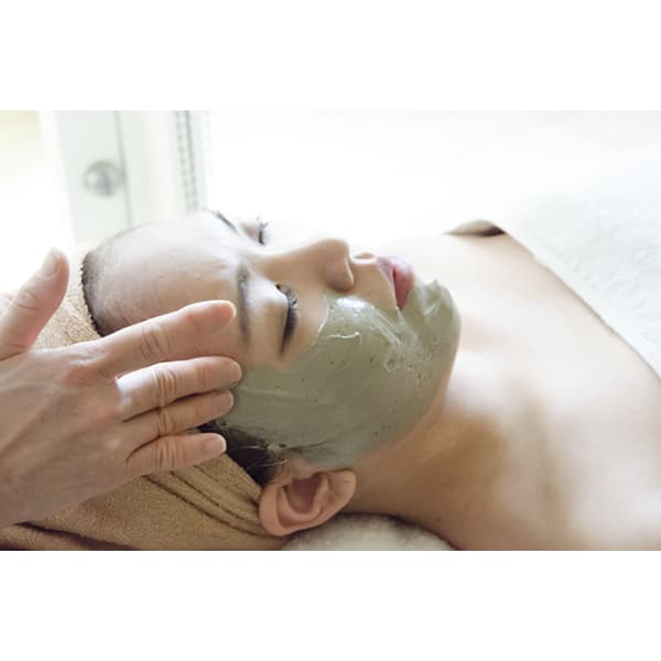 ◆キメを整えしみ改善◆どろんこフェイシャルエステ(70分)¥9,900→¥5,500