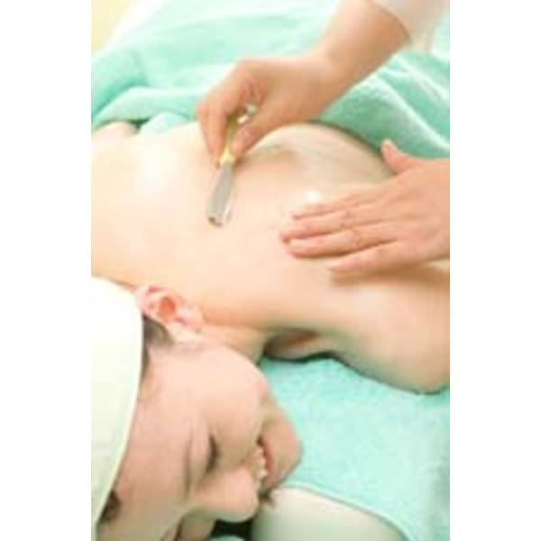 ブライダルシェービング（顔・襟足・背中・肩周り）（幹細胞エキス・保湿パック付） ＊和装花嫁様にも！