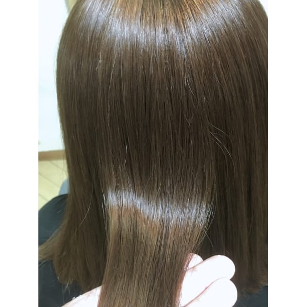 ツヤさら縮毛矯正＆似合わせカット＆トリートメント