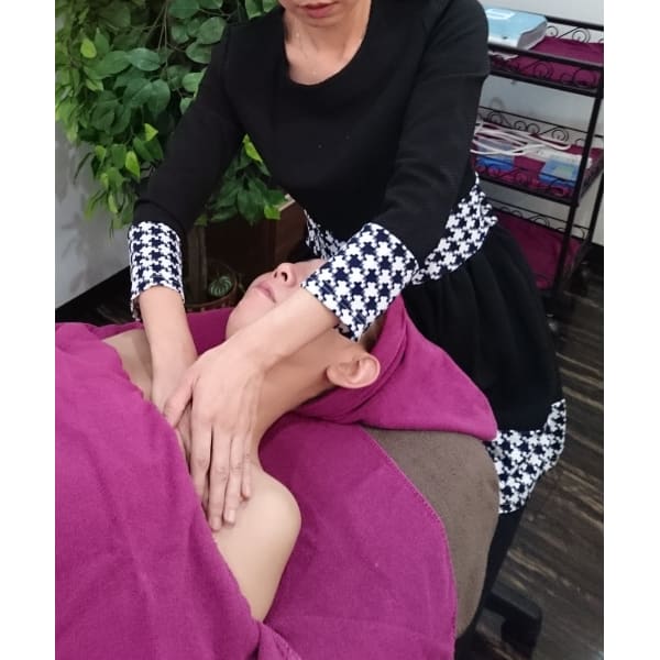 徹底しみ改善★集中ケア大作戦《1回75分》