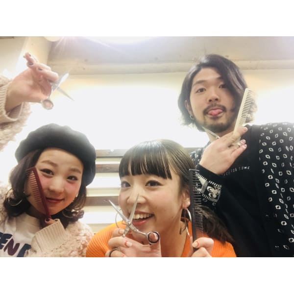 【くせ毛や髪のまとまらず悩んでいる方】switchの優秀なスタイリストカット(谷川・長谷川限定)