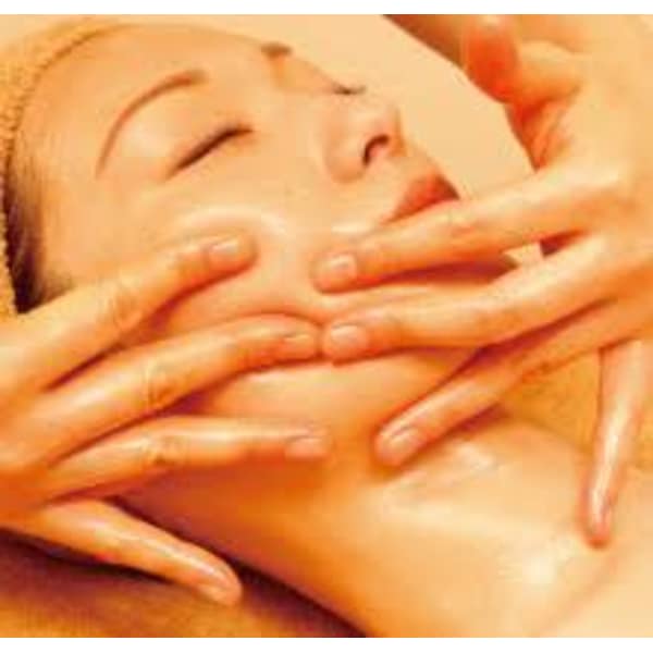 【毛穴汚れ】お肌の汚れすっきりフェイシャル☆90分　通常価格￥8250