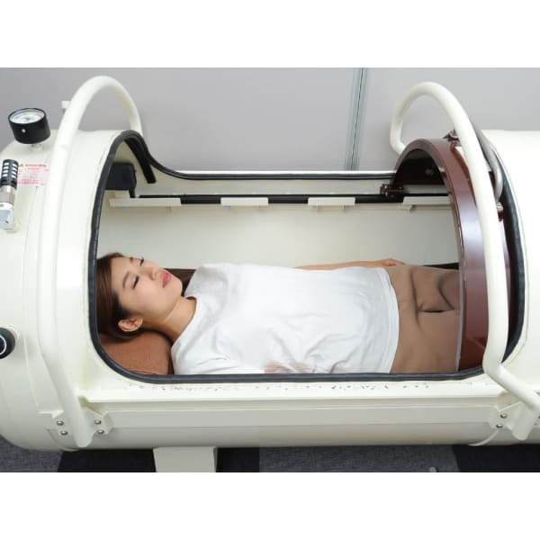 【ホルミシス】酸素カプセルコース 60分 ¥3000（ミトコンウォーター1本￥810含）