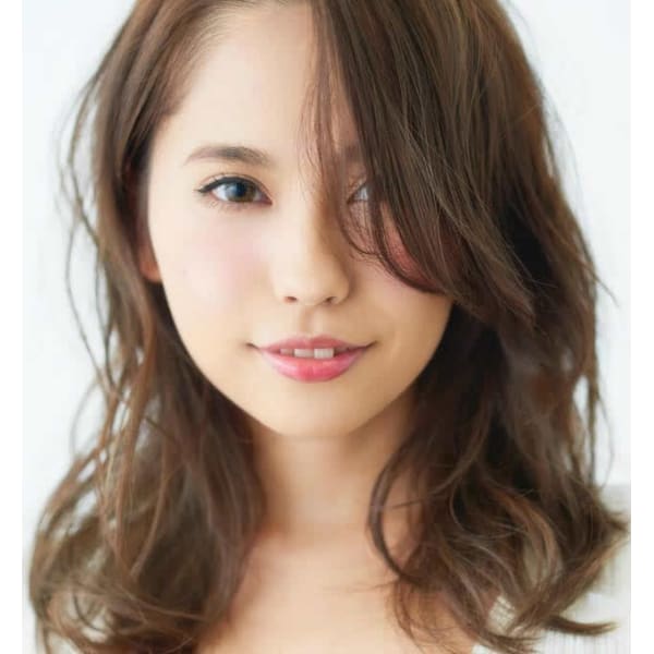 新規女性限定（白髪染め可）カット＋イルミナカラー＋トリートメント（指名料＋ランク料金別途）