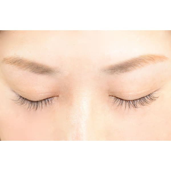 自眉を活かした感動 美眉 になると 小顔効果 も 一気に 垢抜けフェイス 人気の 眉スタイリング ミニョン アイラッシュデザインサロン北花田店 ミニョン のこだわり特集 ネイル まつげサロンを予約するなら楽天ビューティ