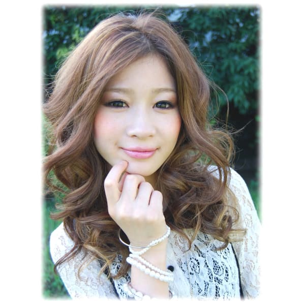 ☆リリス☆【西荻窪】学生限定カット＋カラー ￥6000