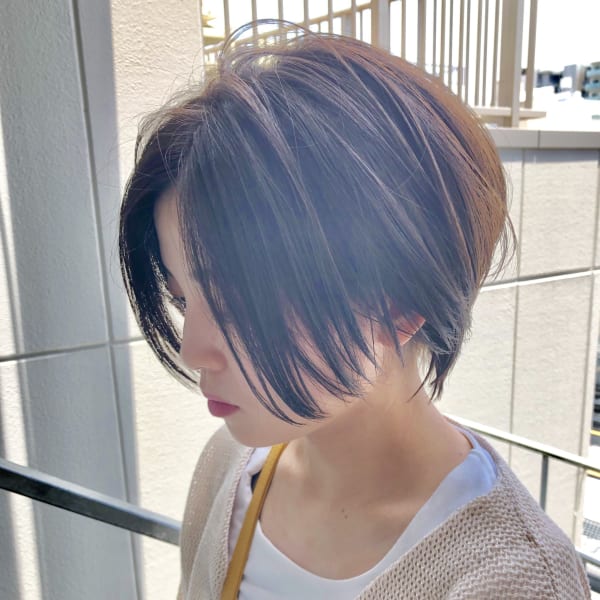 カット＋酸性ストレート＋リンゴ幹細胞トリートメント