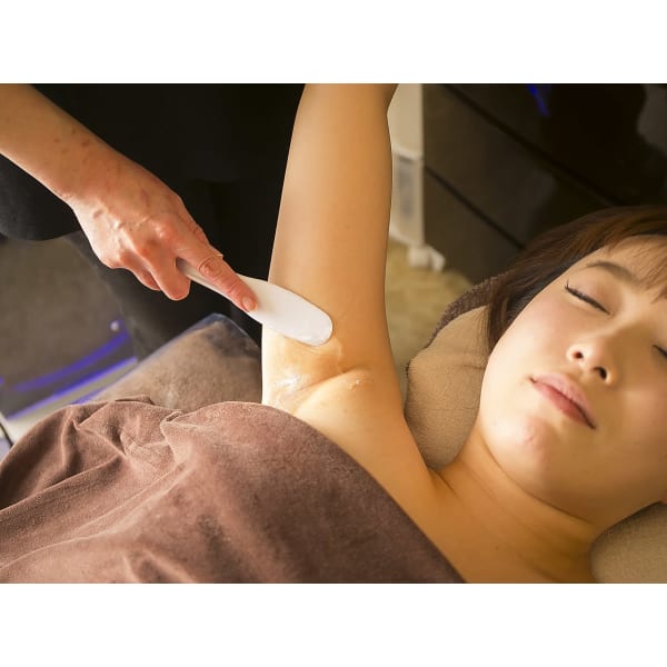 【最新脱毛★】両ワキ脱毛　1回　￥2900