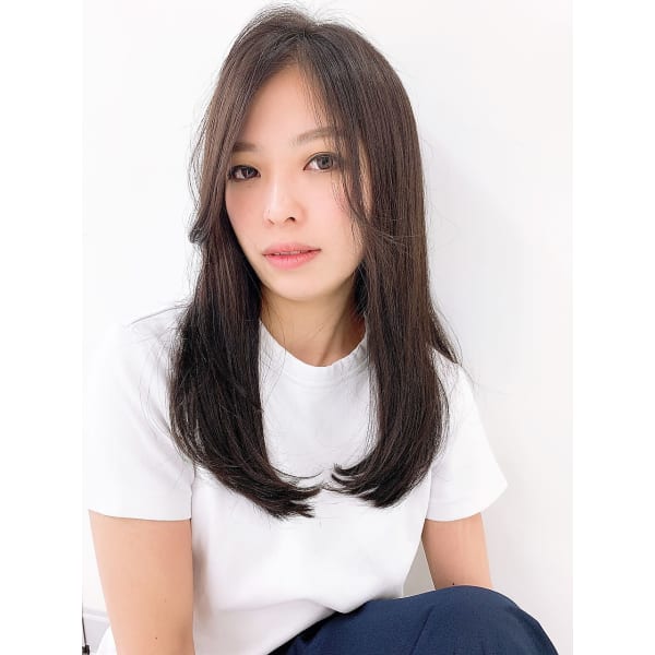 ★ナチュラルな艶髪★ カット+ナチュラルストレート+Aujua 2stepTr 9,800円