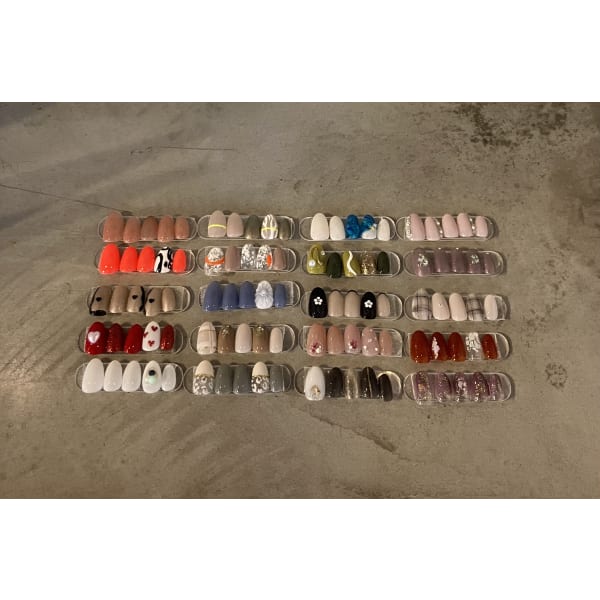 ジェル トレンドアートコ ス シーズンに合わせたトレンドのデザインをリーズナブルに楽しめるコース Nail Salon Soeur ネイルサロンスール のこだわり特集 ネイル まつげサロンを予約するなら楽天ビューティ