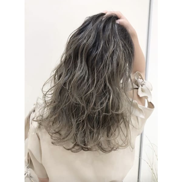 トリートメント 2700 カラー パーマのメンテナンストリートメントなら 1080 Ash 自由が丘店 アッシュ のこだわり特集 美容院 美容室を予約するなら楽天ビューティ