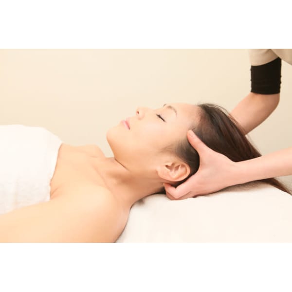 【人気No.2メニュー】小顔快眠ヘッドスパ60分コース（顔の輪郭がすっきりし、別人級）