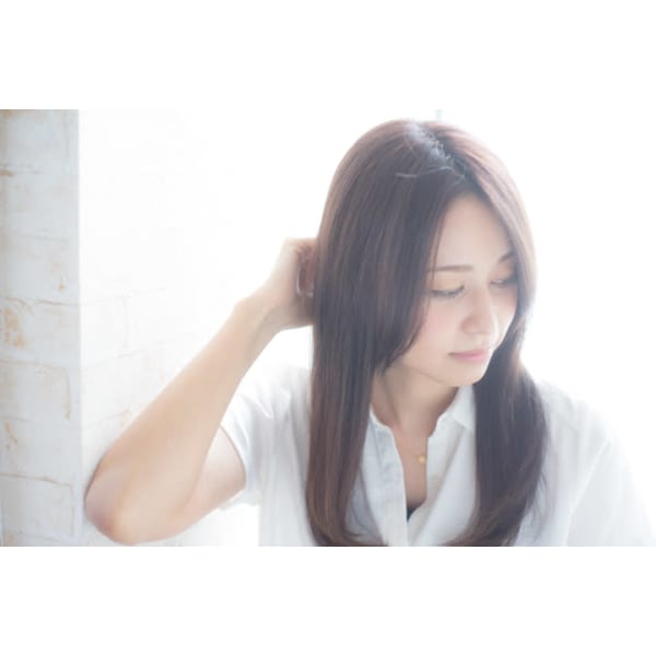 《極上の艶髪》カット＋高濃度oggi ottoヘアエステ￥7900