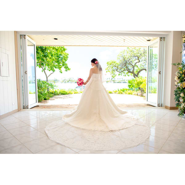 ブライダルエステ≪天使の羽＆デコルテツヤ肌美人≫美ボディ＆美肌フェイシャル150分+カウンセリング