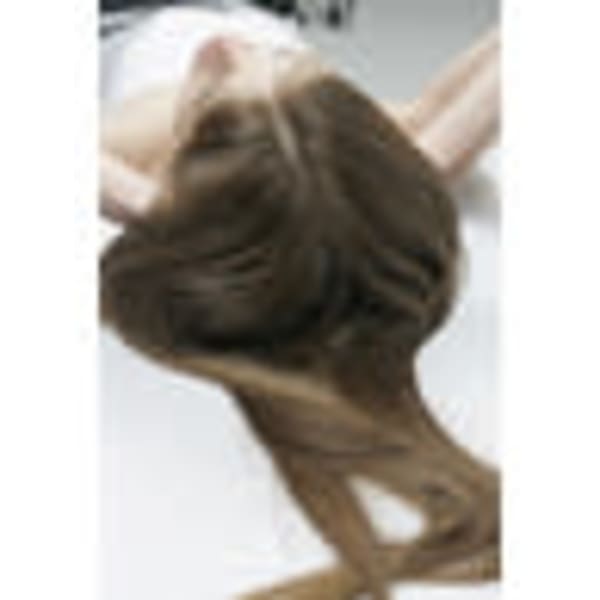 【モテ女子クーポン】カット+トリートメントに人気の炭酸泉プレゼント!